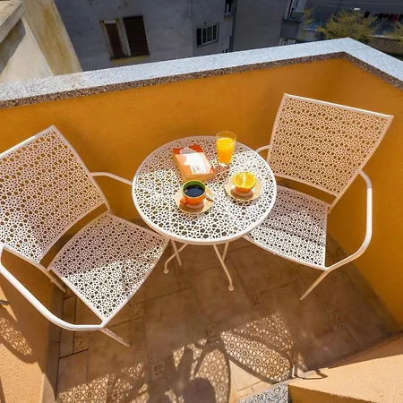 Kolovare Beach & Free Parking Apartment